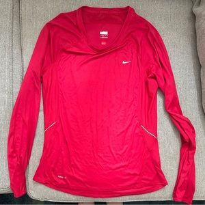 Nike Women's Dri-Fit Long Sleeve T-Shirt, EUC